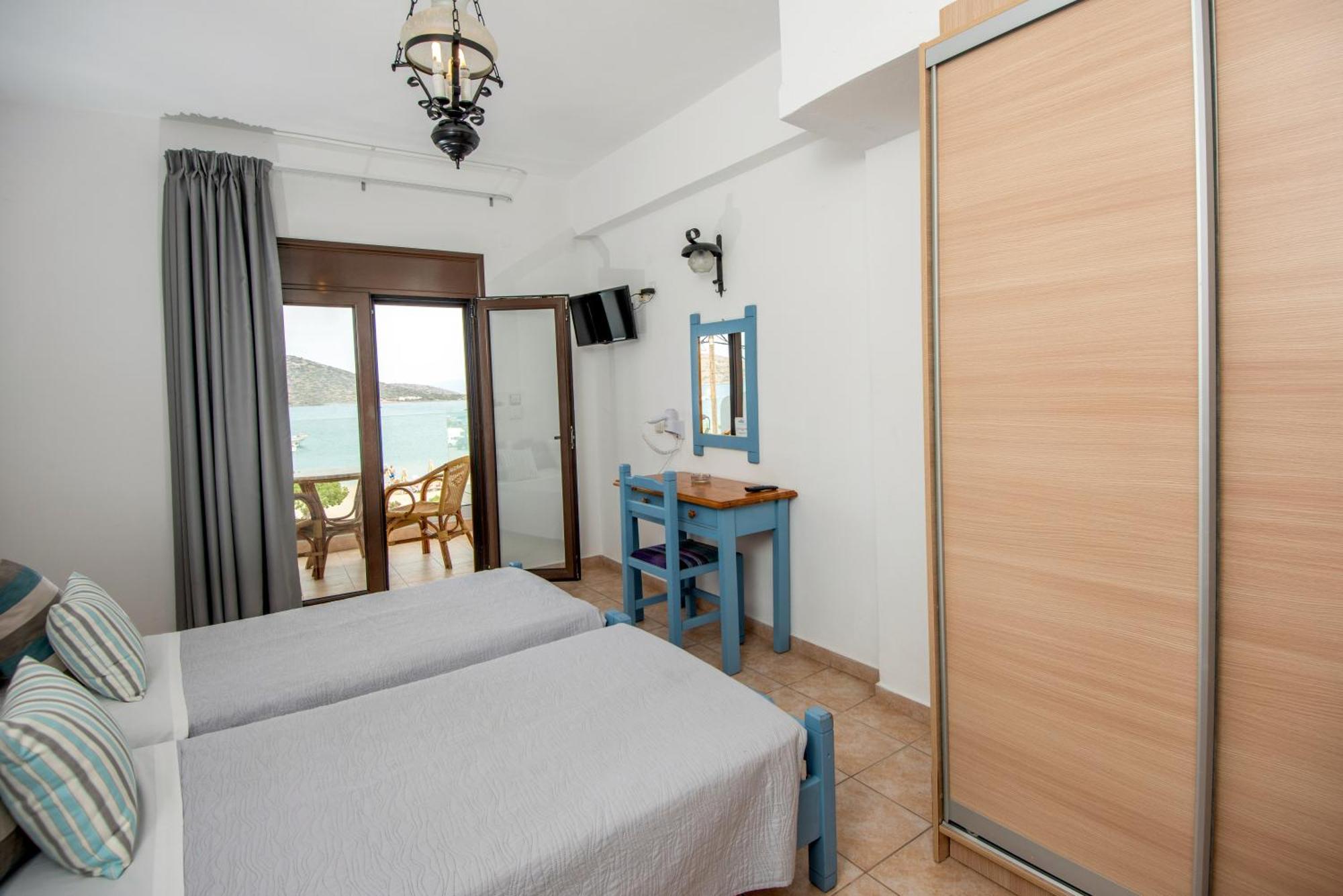 إيلوندا Corali Studios & Portobello Apartments المظهر الخارجي الصورة