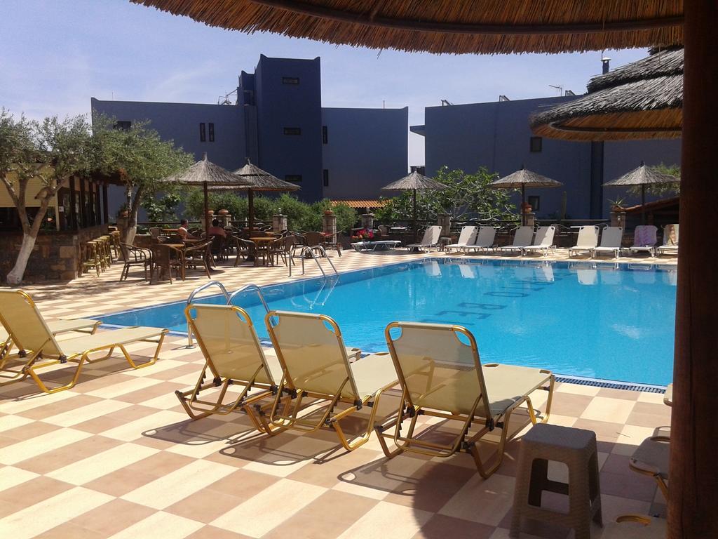 إيلوندا Corali Studios & Portobello Apartments المظهر الخارجي الصورة