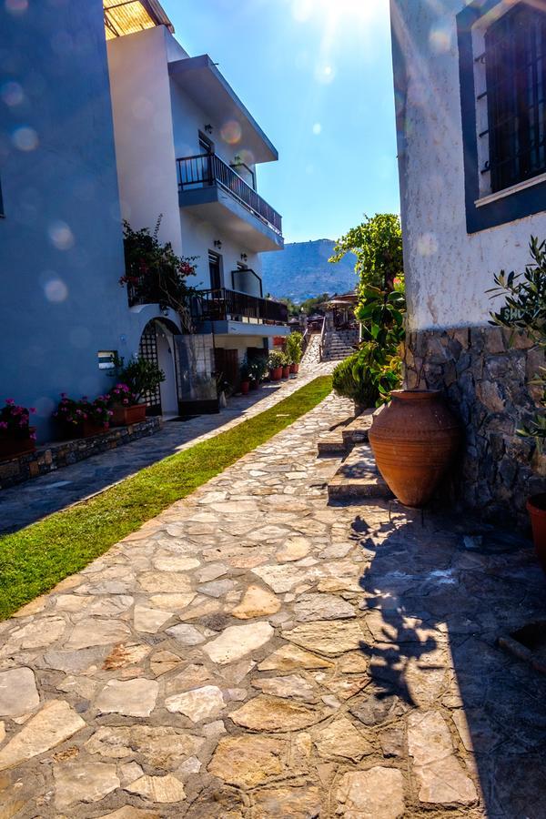 إيلوندا Corali Studios & Portobello Apartments المظهر الخارجي الصورة